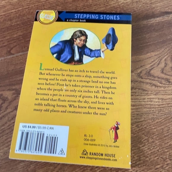 Classic Stepping Stones: Gulliver’s travels by: Jonathan Swift paperback book - Picture 3 of 4